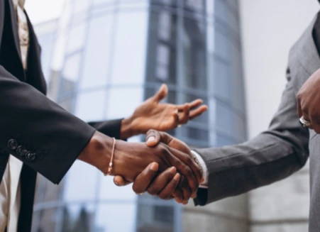 Évaluation du profil d'un candidat sénégalais pour une opportunité professionnelle en Grèce